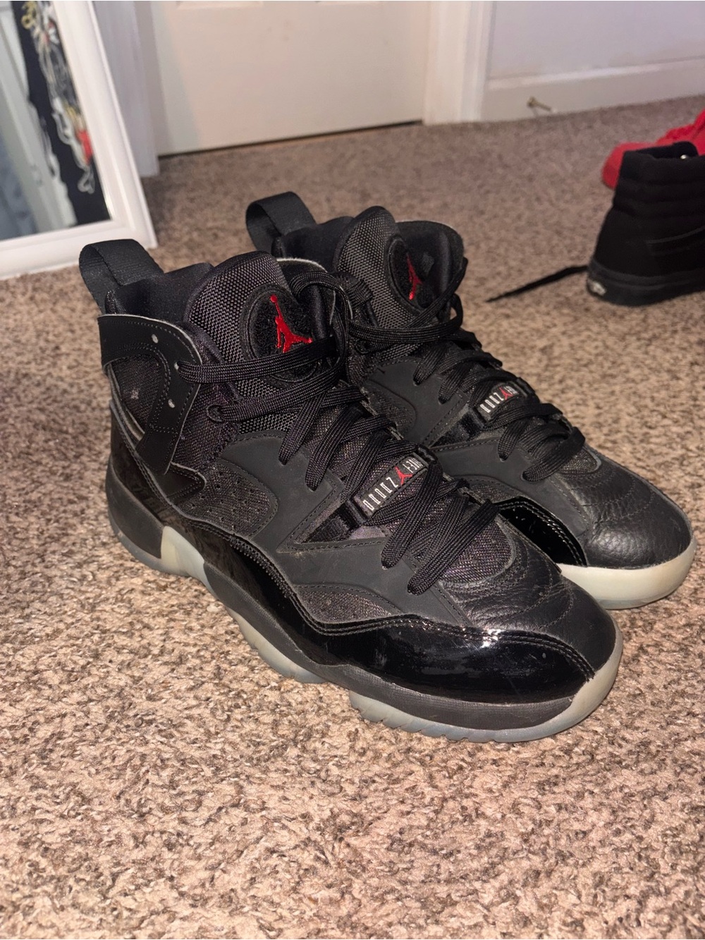 Air Jordan Jumpman Two Trey ‘Black University Red’ sneakers